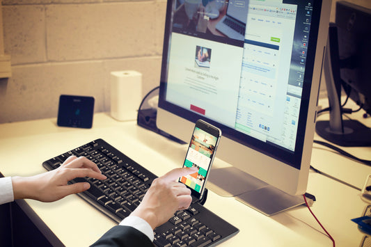 K Clip - Keyboard Clip Phone Stand