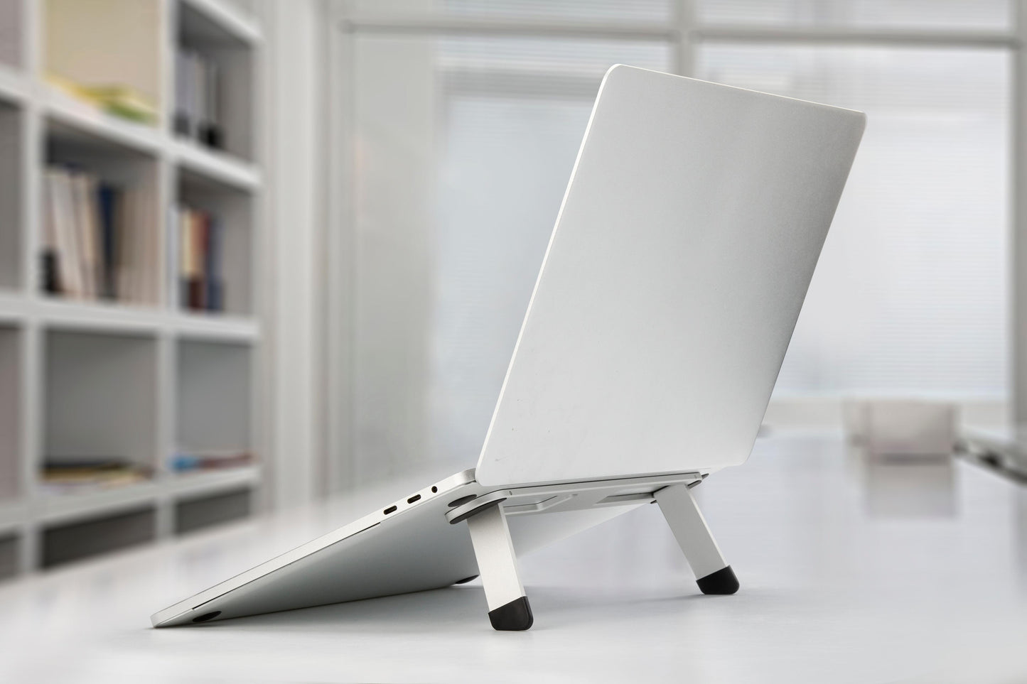 Bar Stand - Portable & Foldable Aluminum Laptop Stand