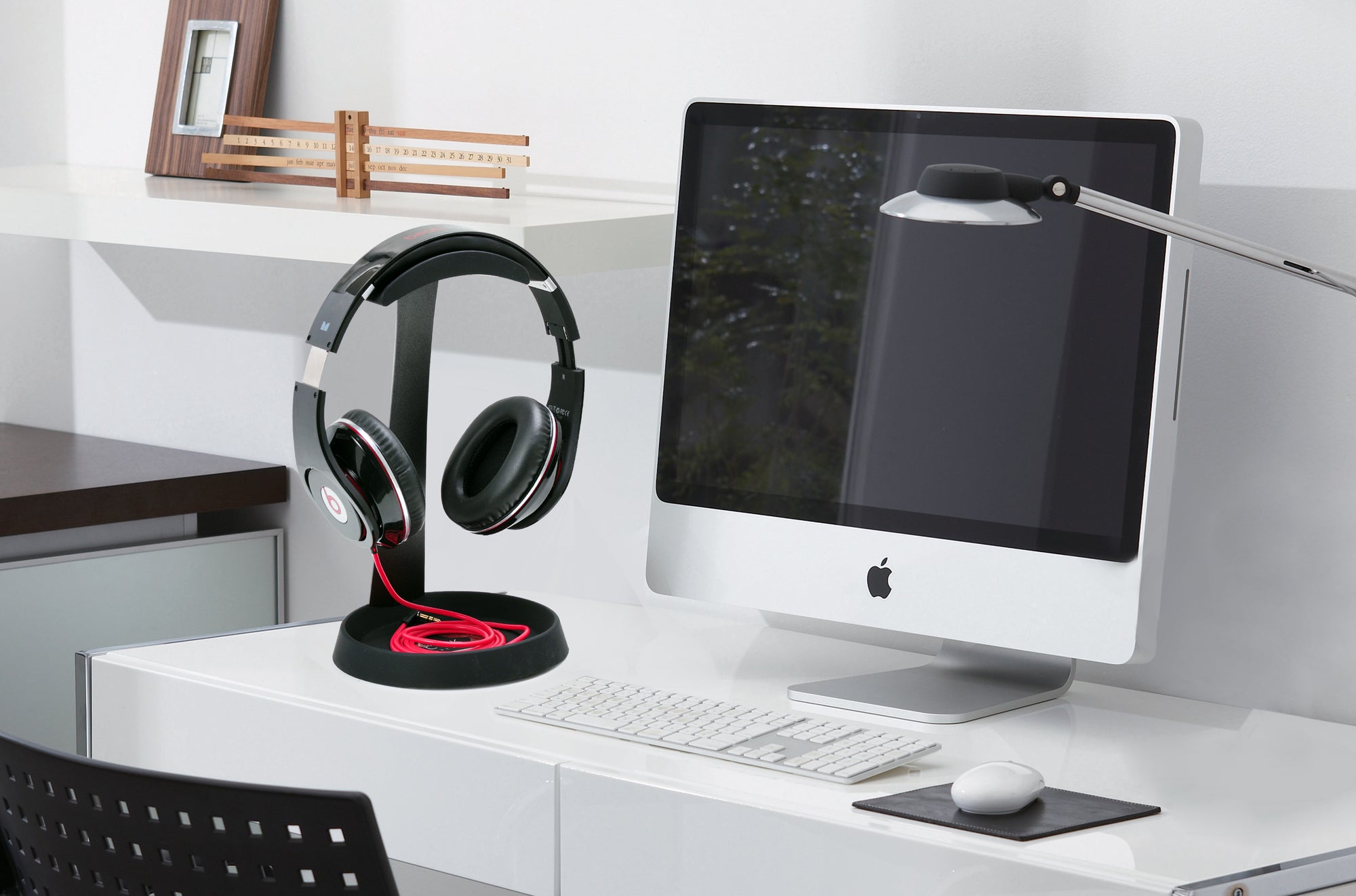 T Stand Stylish Elegant Headphone Stand cykstudio .my